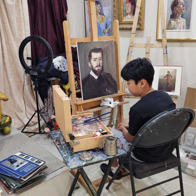 What Is Form Sculpting In Life Model Painting? What Is Form Sculpting In Life Model Painting?